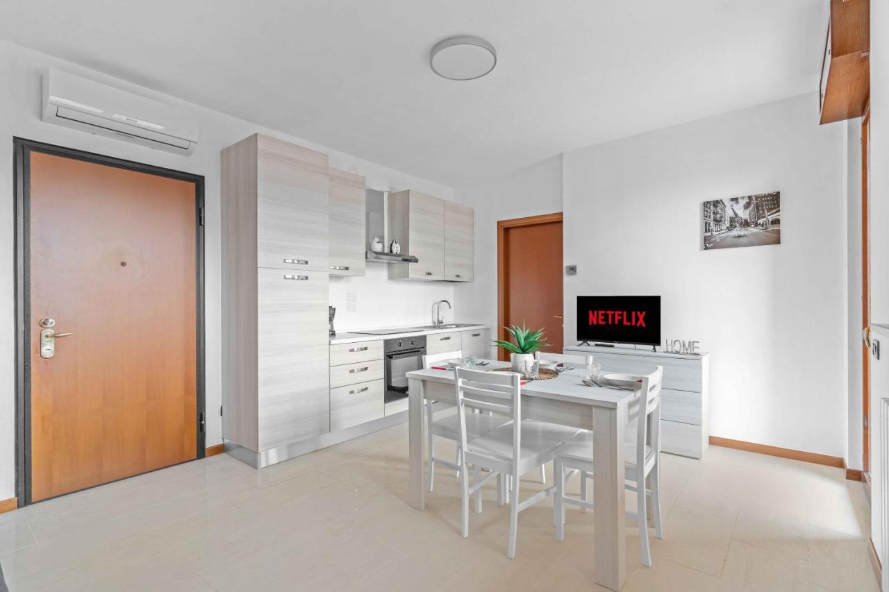 Ar 73 Loreto 2 Minutes From The Metro Milano Ngoại thất bức ảnh